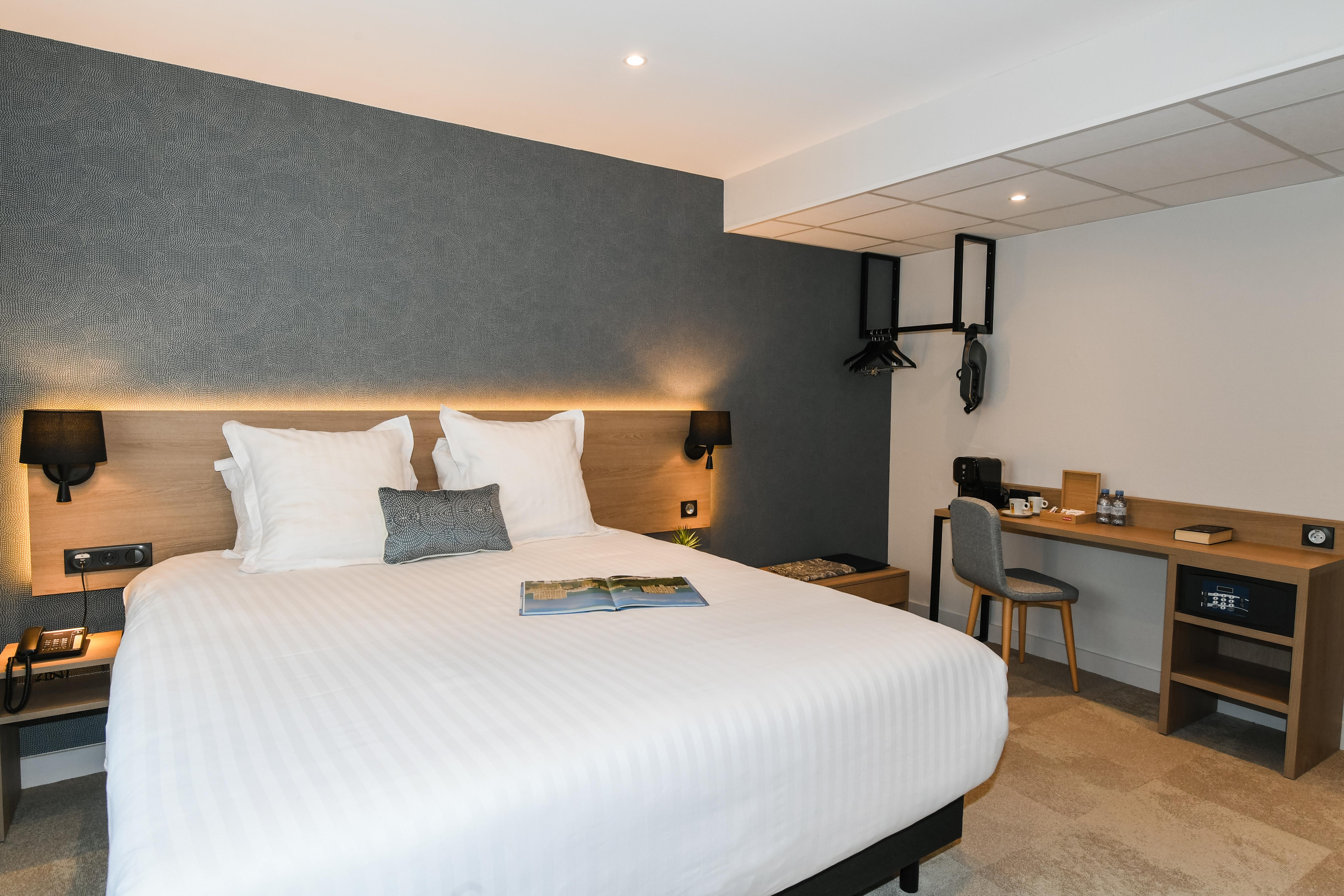 Western Centre Gare 4*